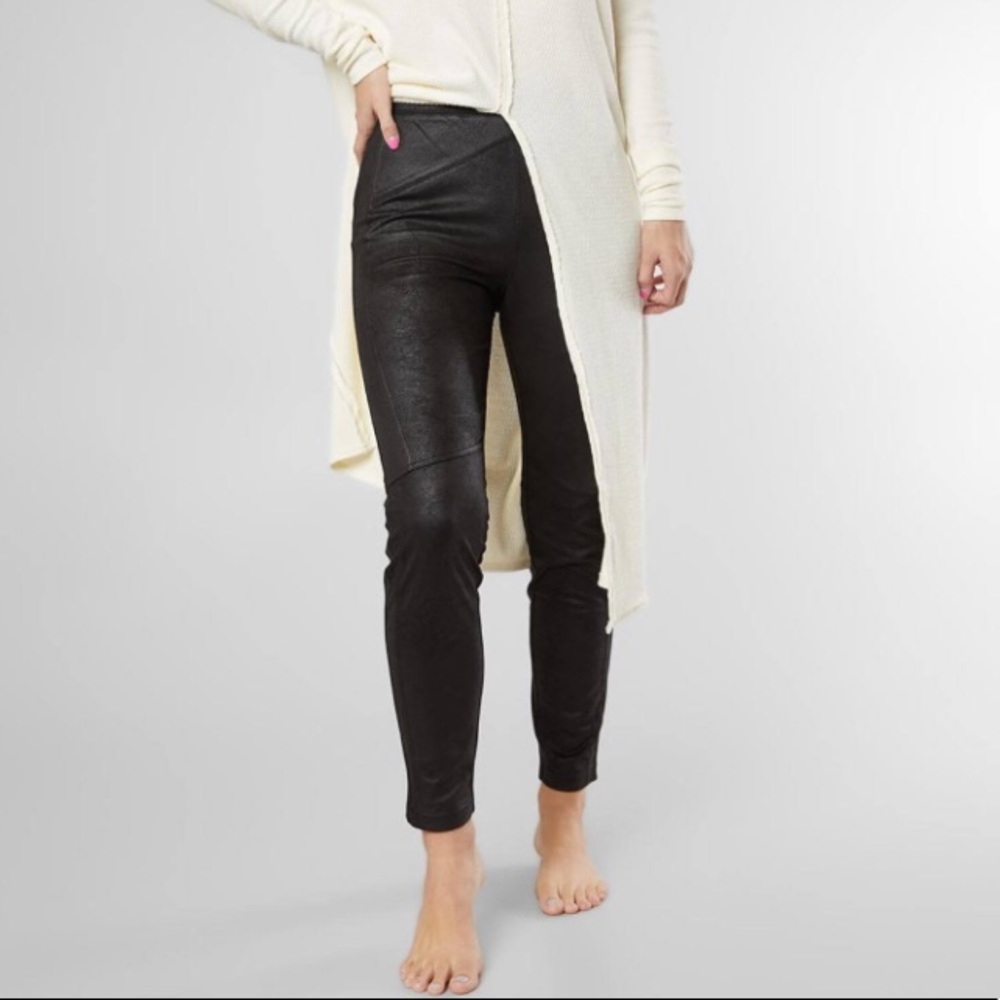 Free people vegan suede skinny pants leggings 0